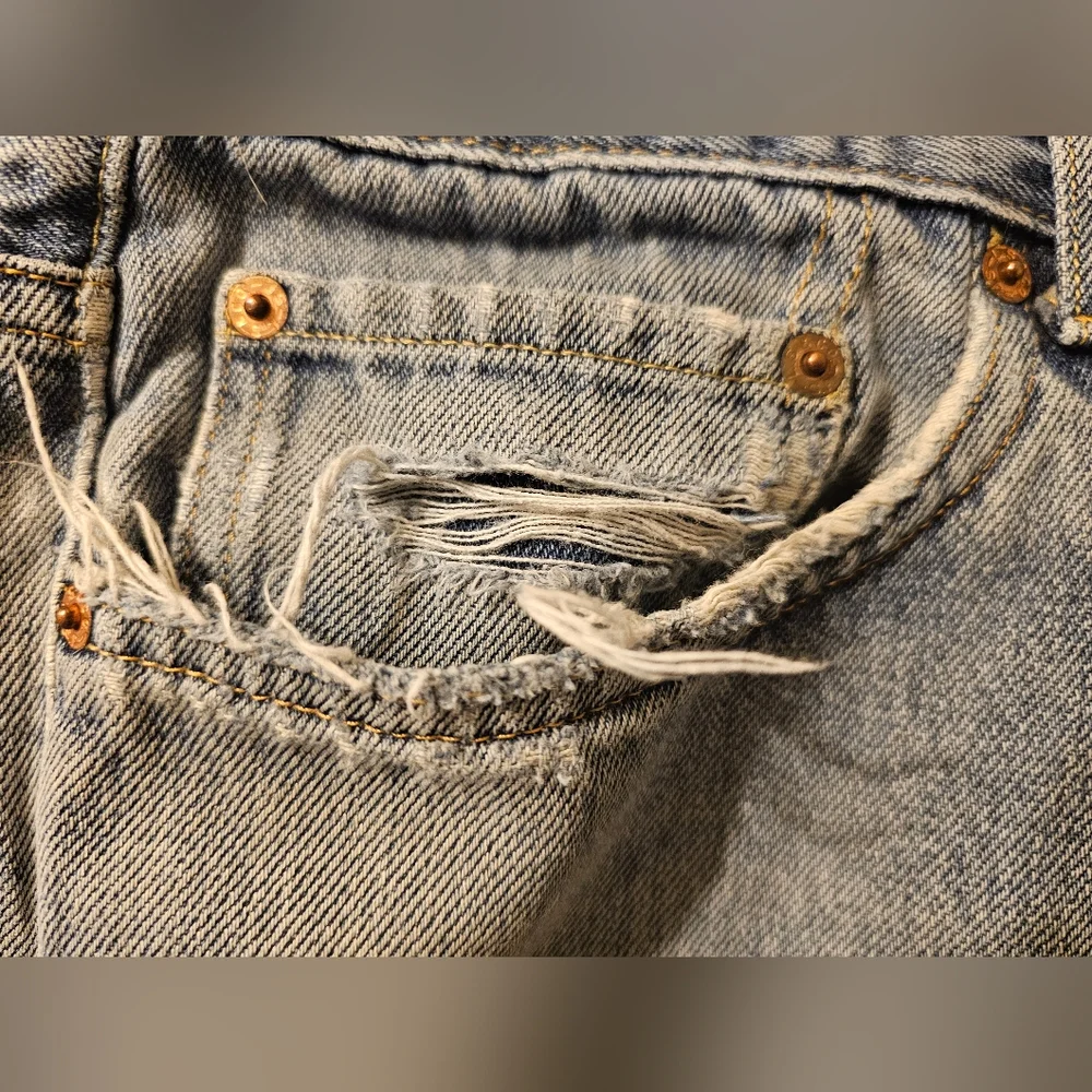 Levi's 550 Relaxed Fit Classic Blue Denim Jeans W38 L30 - Picture 4 of 7